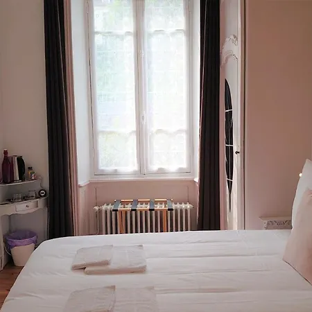 La Maison Serrurier - D'hotes Bed & Breakfast Morlaix