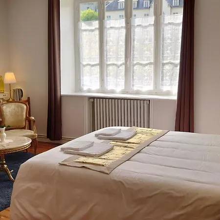 Bed & Breakfast La Maison Serrurier - D'hotes *